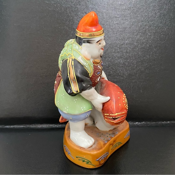 Vintage Signed Kutani Ebisu God Of Fishermen and Luck 5.75” Porcelain Figurine - Picture 2 of 15